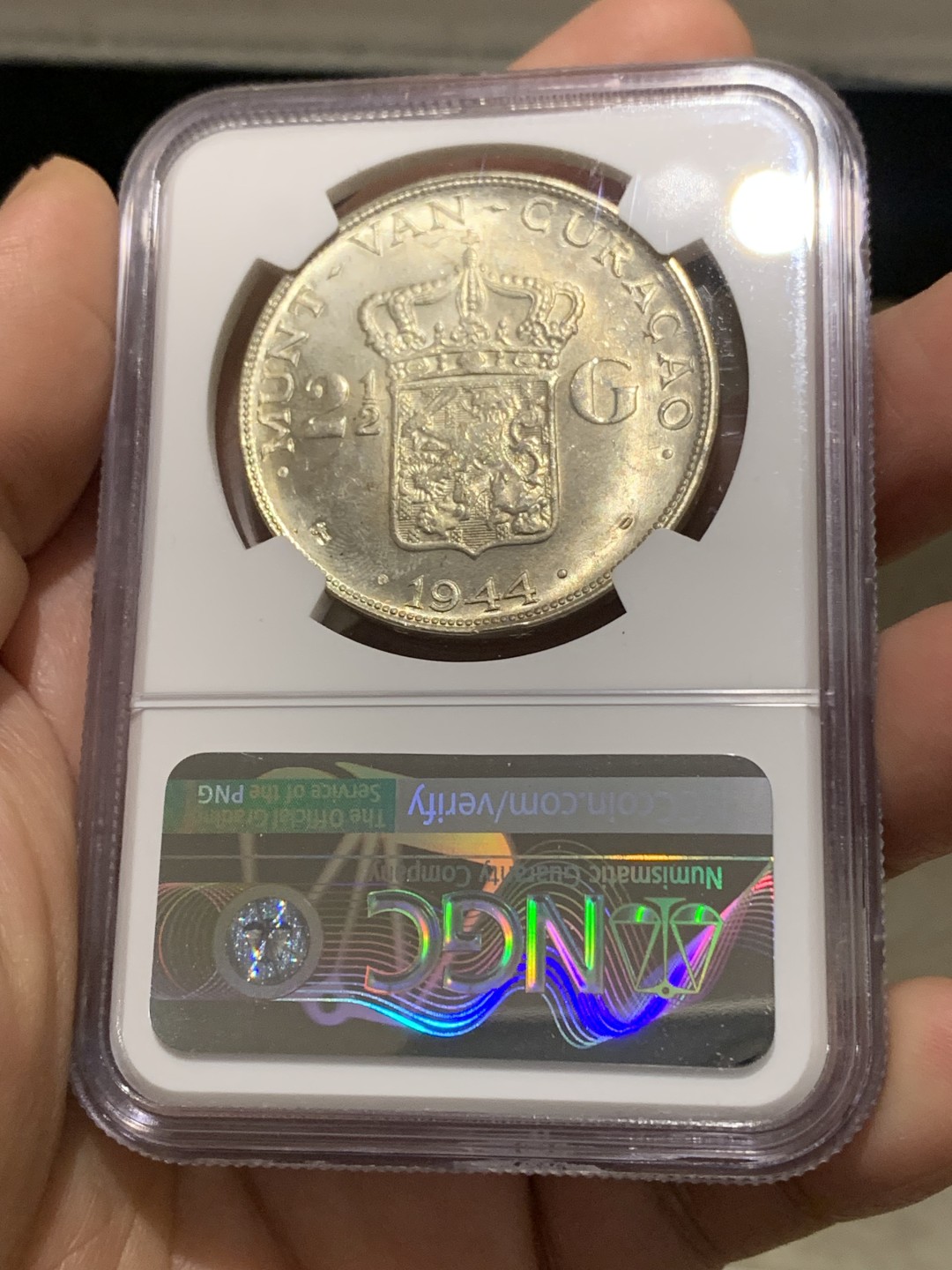 《竞宝斋》第147场-周日，周一 2场 (全场包邮) NGC-MS63 荷属库拉索群岛 1944年 威廉米娜女王2.5盾大银币 原光好品 殖民地系列