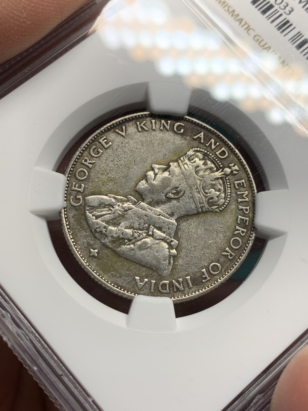 《竞宝斋》第147场-周日，周一 2场 (全场包邮) NGC XFD 1920英属海峡殖民地乔五50分银币，十字版