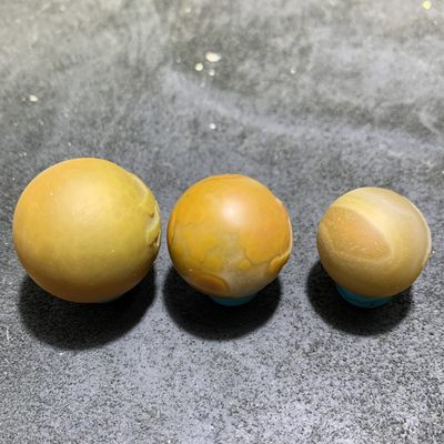 精美黄料战国红玛瑙亚光雕刻“打工人”套娃圆珠一组 - 精美黄料战国红玛瑙亚光雕刻“打工人”套娃圆珠一组