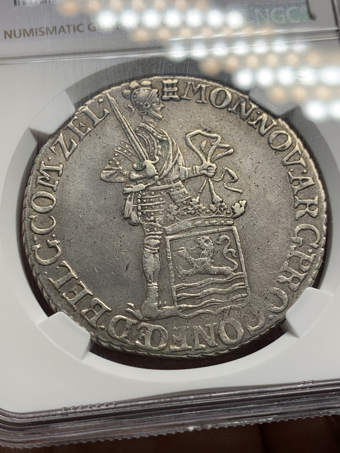 《竞宝斋》第147场-周日，周一 2场 (全场包邮) NGC-AU 荷兰泽兰省 1795年 站人武士1银杜卡特银币 武士像打制清晰整体无弱打