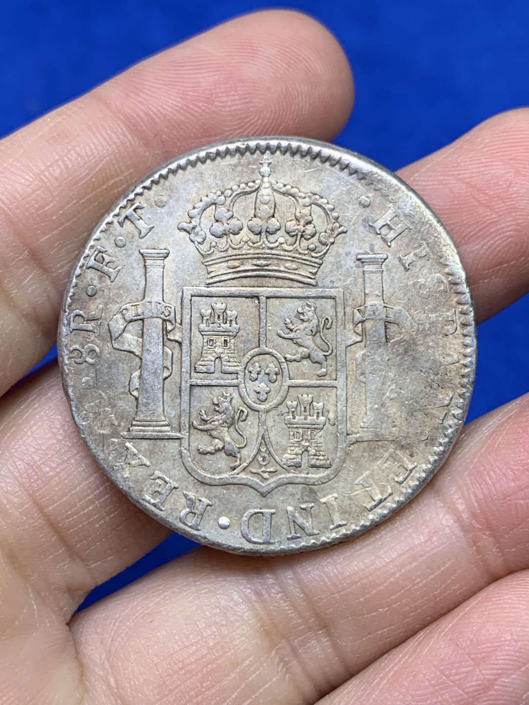 《竞宝斋》第147场-周日，周一 2场 (全场包邮) 墨西哥 1803年 卡四 双柱 8R 大银币 花冠深打 状态不错