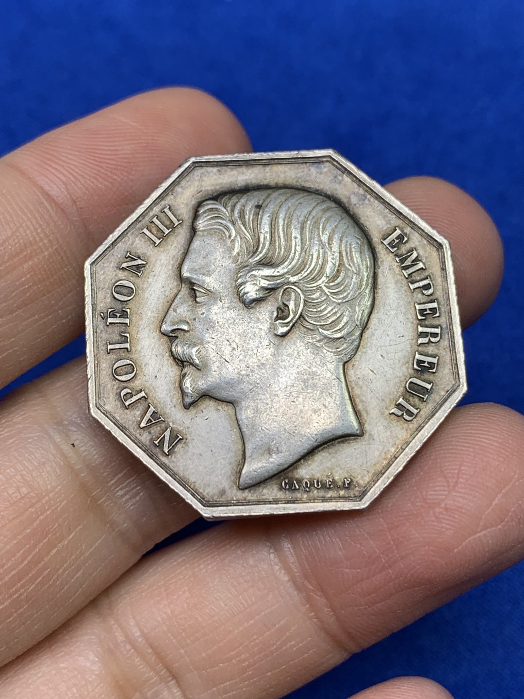 《竞宝斋》第147场-周日，周一 2场 (全场包邮) 法国 1860-1879 拿三像 凡尔赛公证处 八角银质代币 蜜蜂边铭 银标 34.7mm 19.1克