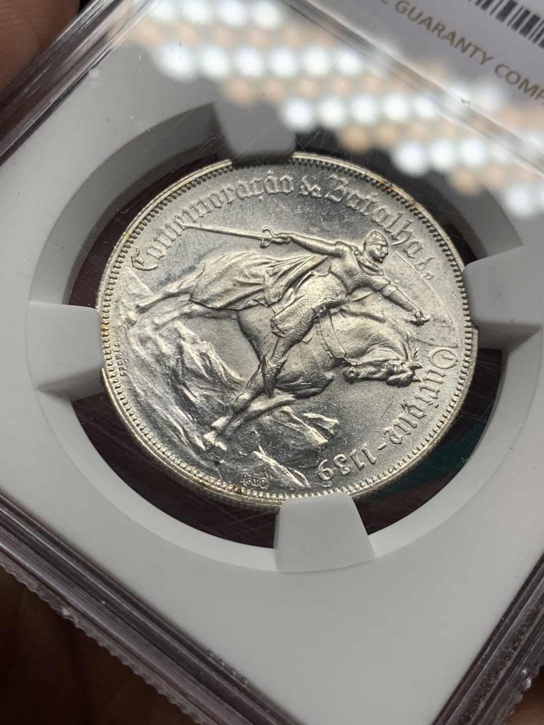 《竞宝斋》第147场-周日，周一 2场 (全场包邮) NGC-MS64 葡萄牙1928年 马剑10埃斯库多银币 顶级品相 稀少品种