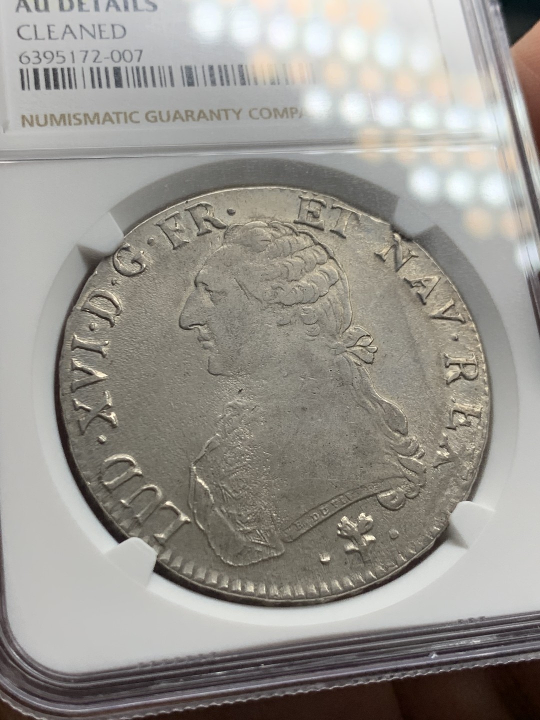 《竞宝斋》第147场-周日，周一 2场 (全场包邮) NGC-AU 法国 1788L巴约讷厂路易十六 1埃居银币 无减重痕 纹章花枝细节佳