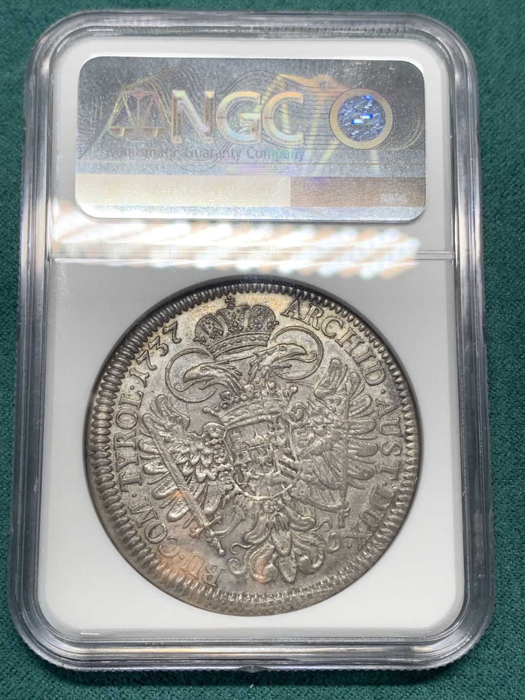 《竞宝斋》第147场-周日，周一 2场 (全场包邮) NGC-AUD 神圣罗马帝国 1737(2) 卡尔六世 1泰勒银币底板 状态好