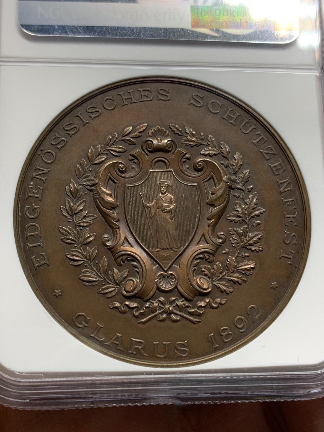 《竞宝斋》第147场-周日，周一 2场 (全场包邮) NGC MS63 1892年 瑞士格拉鲁斯射击节铜章 45mm直径 细节非常好