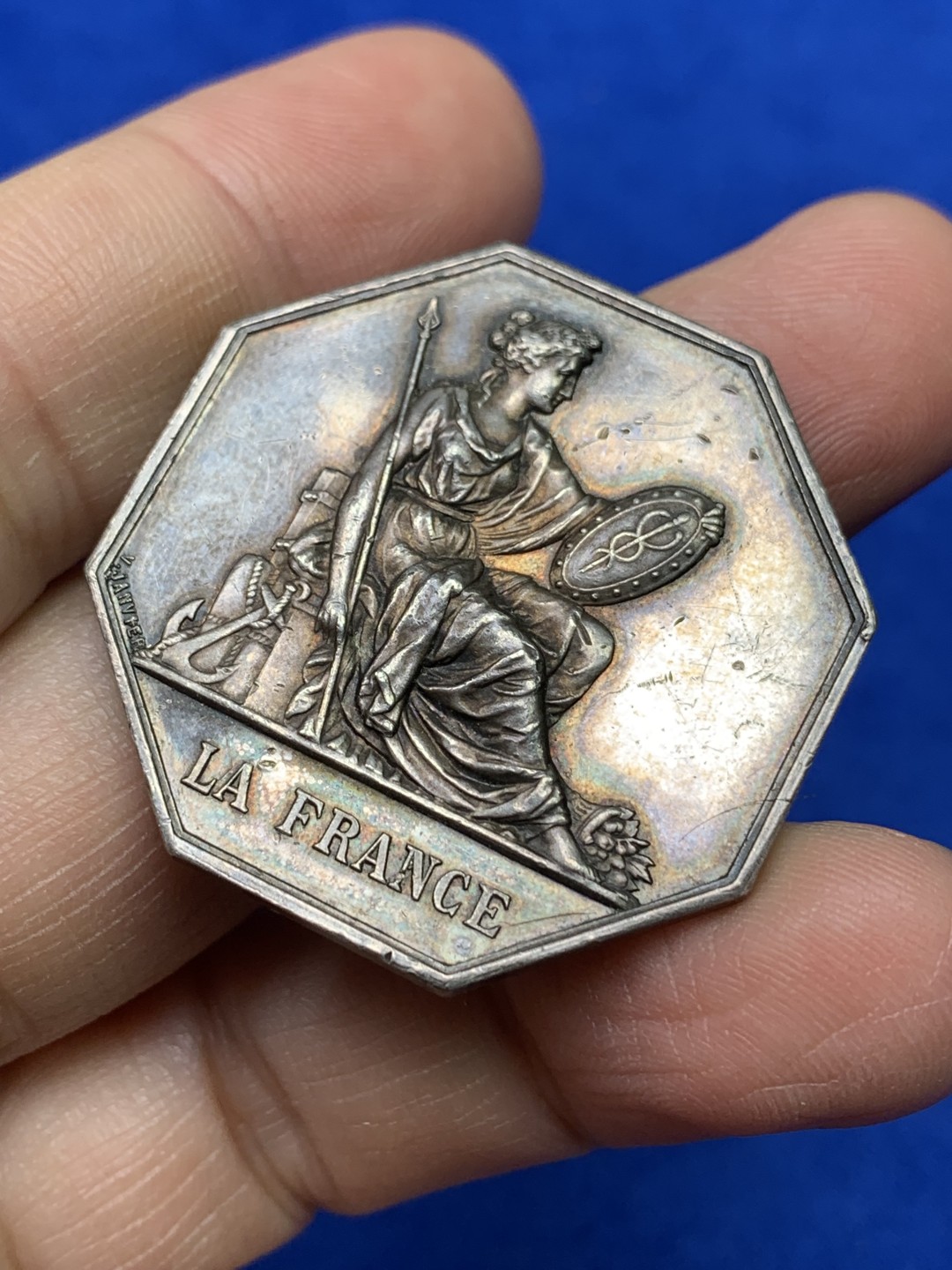 《竞宝斋》第147场-周日，周一 2场 (全场包邮) 法国 1880-1898 人寿保险 八角银质代币 丰饶角边铭 银标 19.3克 36.3mm 少见品种