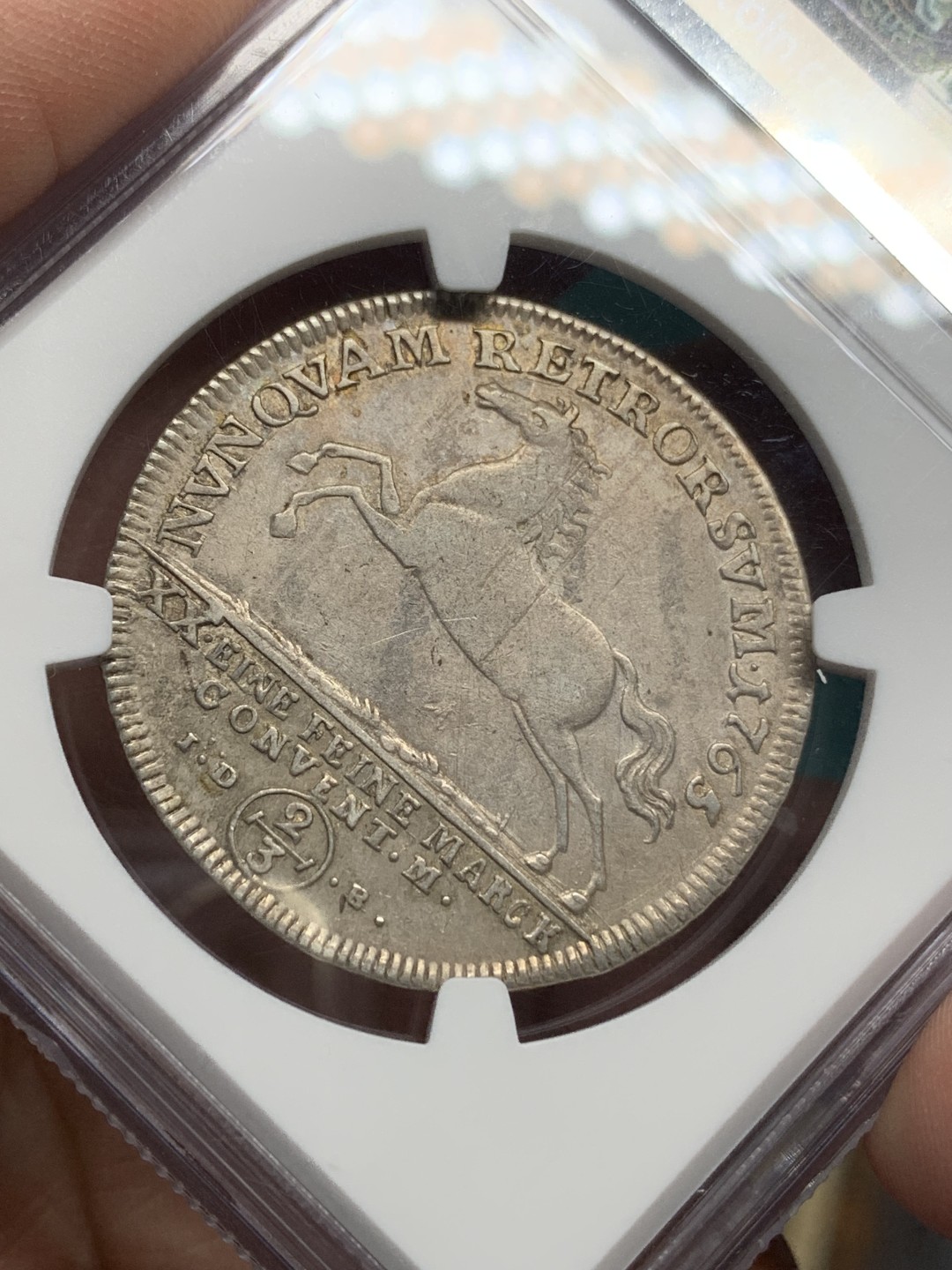 《竞宝斋》第147场-周日，周一 2场 (全场包邮) NGC-AU55第三名 德国布伦瑞克1765年奔马2/3泰勒银币