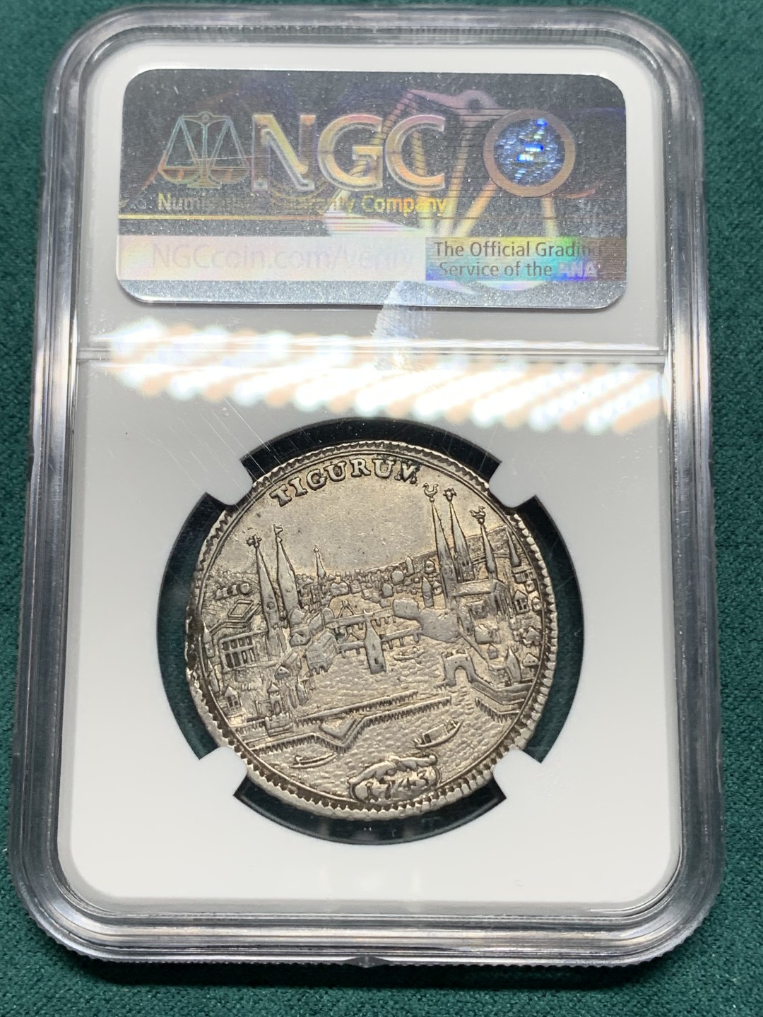 《竞宝斋》第147场-周日，周一 2场 (全场包邮) NGC-XF45 瑞士苏黎世1743年城市景观半泰勒银币