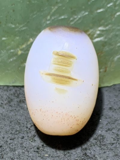 精美亚光高玉化海洋玉髓手工俏色巧雕一帆风顺桶珠一个！ - 精美亚光高玉化海洋玉髓手工俏色巧雕一帆风顺桶珠一个！