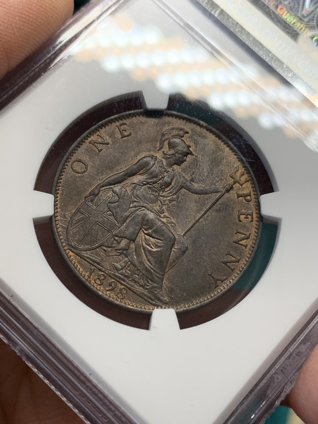 《竞宝斋》第148场-周日，周一 2场 (全场包邮) NGC MS62 英国 1898年1便士维多利亚披纱版 还有铜光