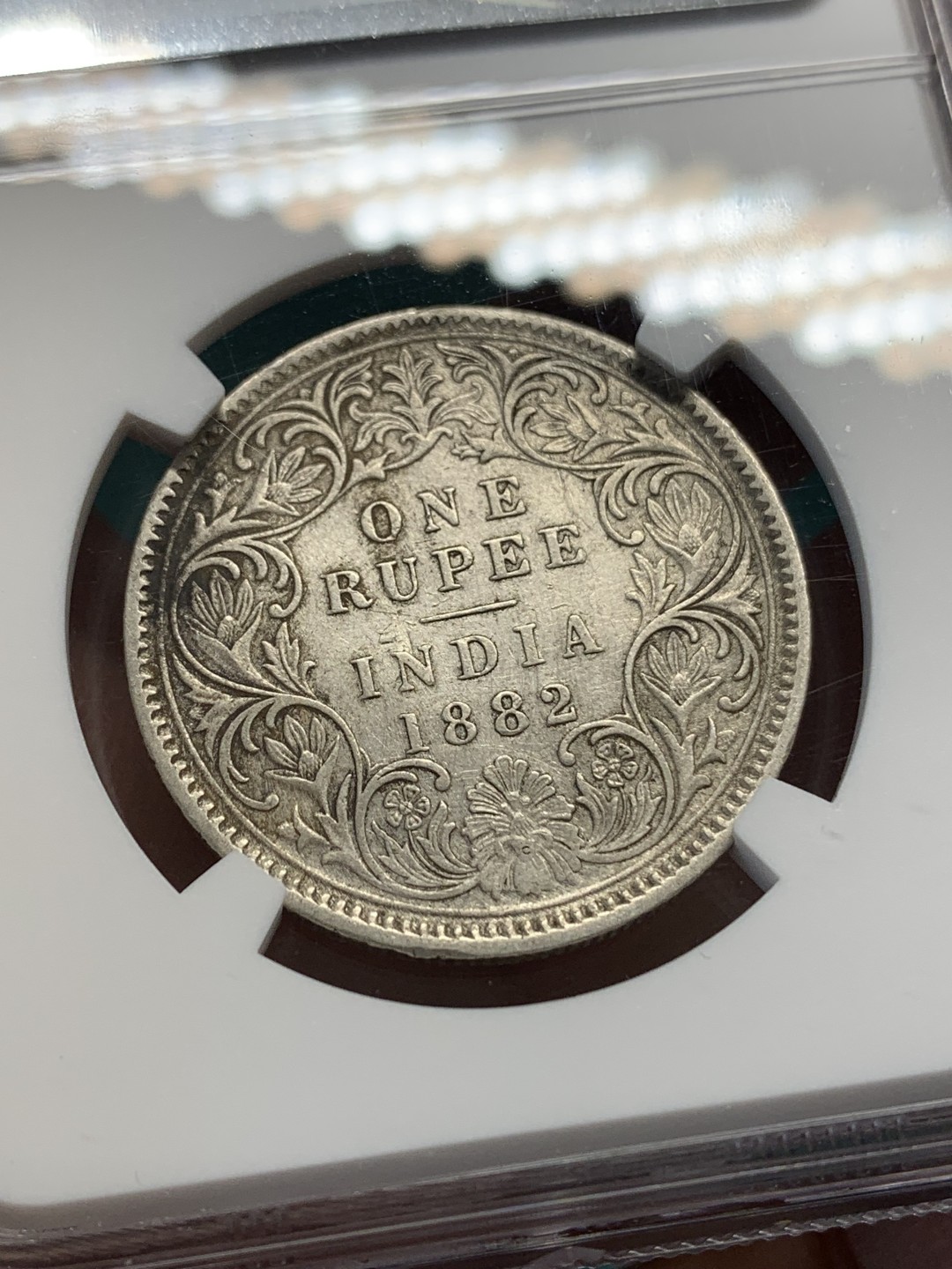 《竞宝斋》第148场-周日，周一 2场 (全场包邮) NGC AU 1882C 英属印度 1卢比银币