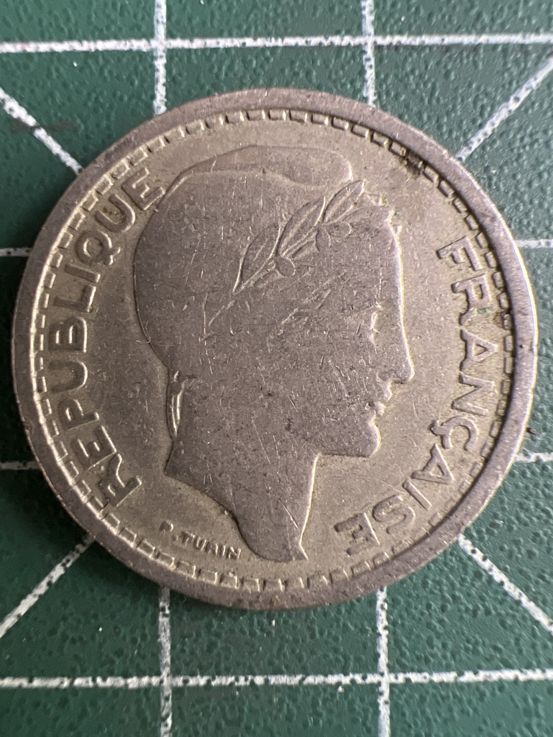 泡泡堂微拍第一 一 二幕硬币捡漏可累计专场👿👿，累计满二十元包邮，接受代拍业务 法属阿尔及利亚20法郎