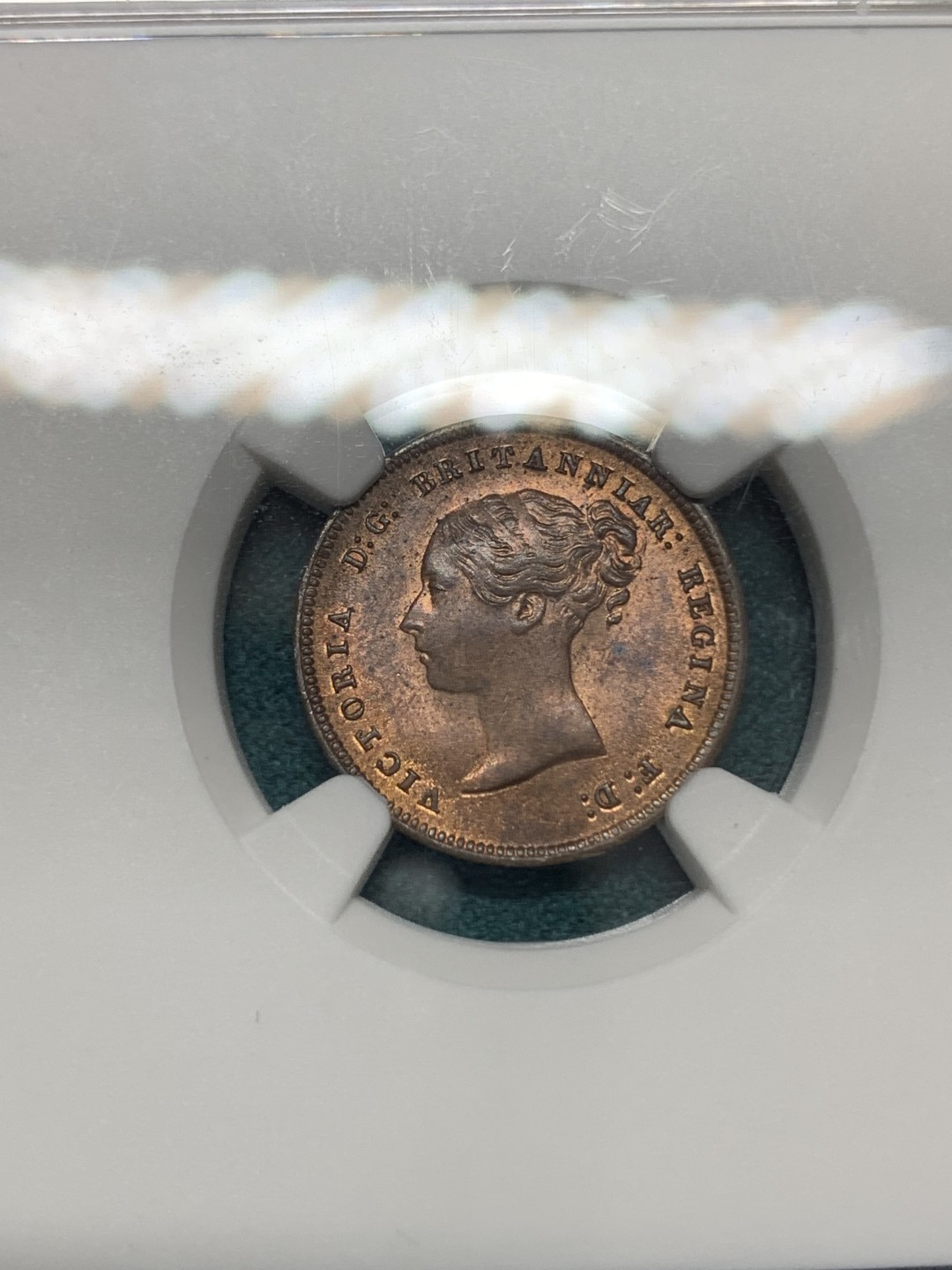 《竞宝斋》第148场-周日，周一 2场 (全场包邮) NGC-MS64RB 英国 1844年 小维1/2法新铜币 铜色完好 底光充沛