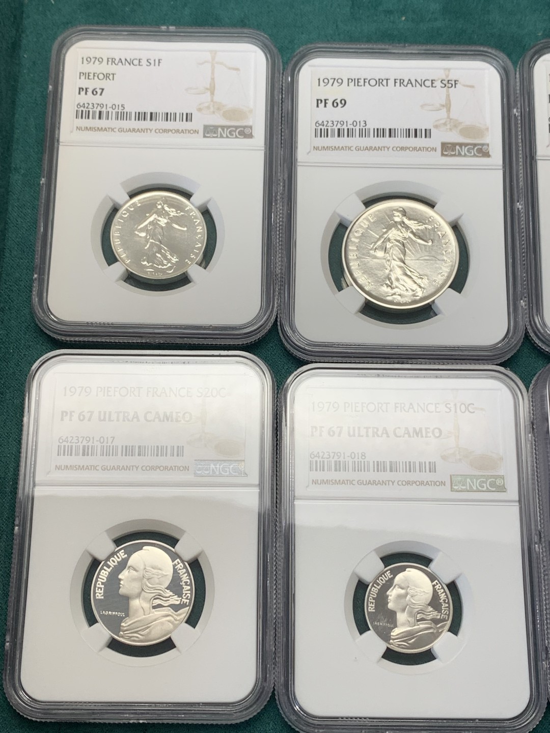 《竞宝斋》第148场-周日，周一 2场 (全场包邮) 法国1979年 加厚piefort 大力神系列十枚套 全部原厂封装去送评的