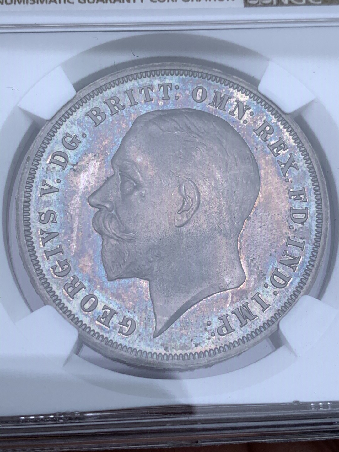 《竞宝斋》第148场-周日，周一 2场 (全场包邮) NGC PF64 CAMEO 英国1935乔治五世精制木马剑镜面底板，发行量仅2500枚