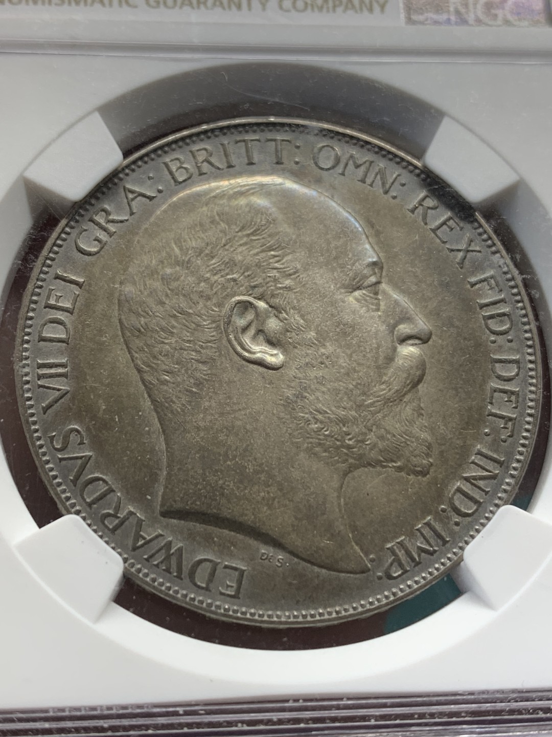 《竞宝斋》第148场-周日，周一 2场 (全场包邮) NGC-PF62Matte 英国1902年爱七马剑克朗，深色五彩包浆醇厚味道一流，自藏佳品