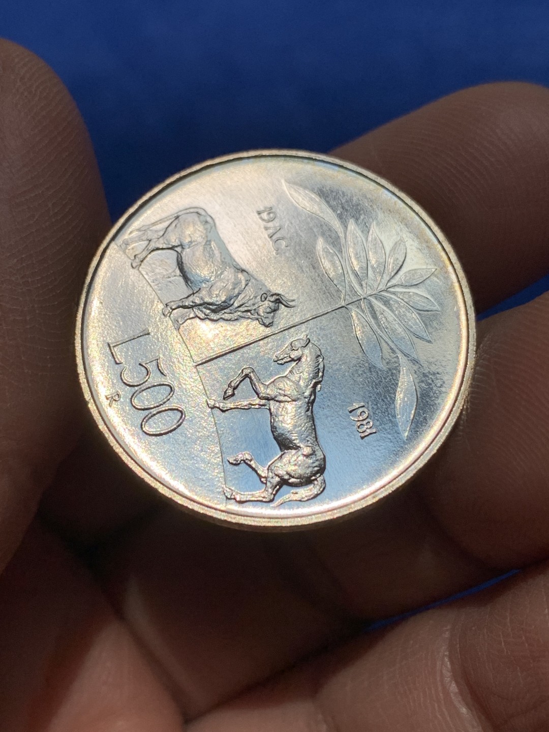 《竞宝斋》第148场-周日，周一 2场 (全场包邮) 意大利 1981年维吉尔逝世200周年纪念500里拉银币 BU状态