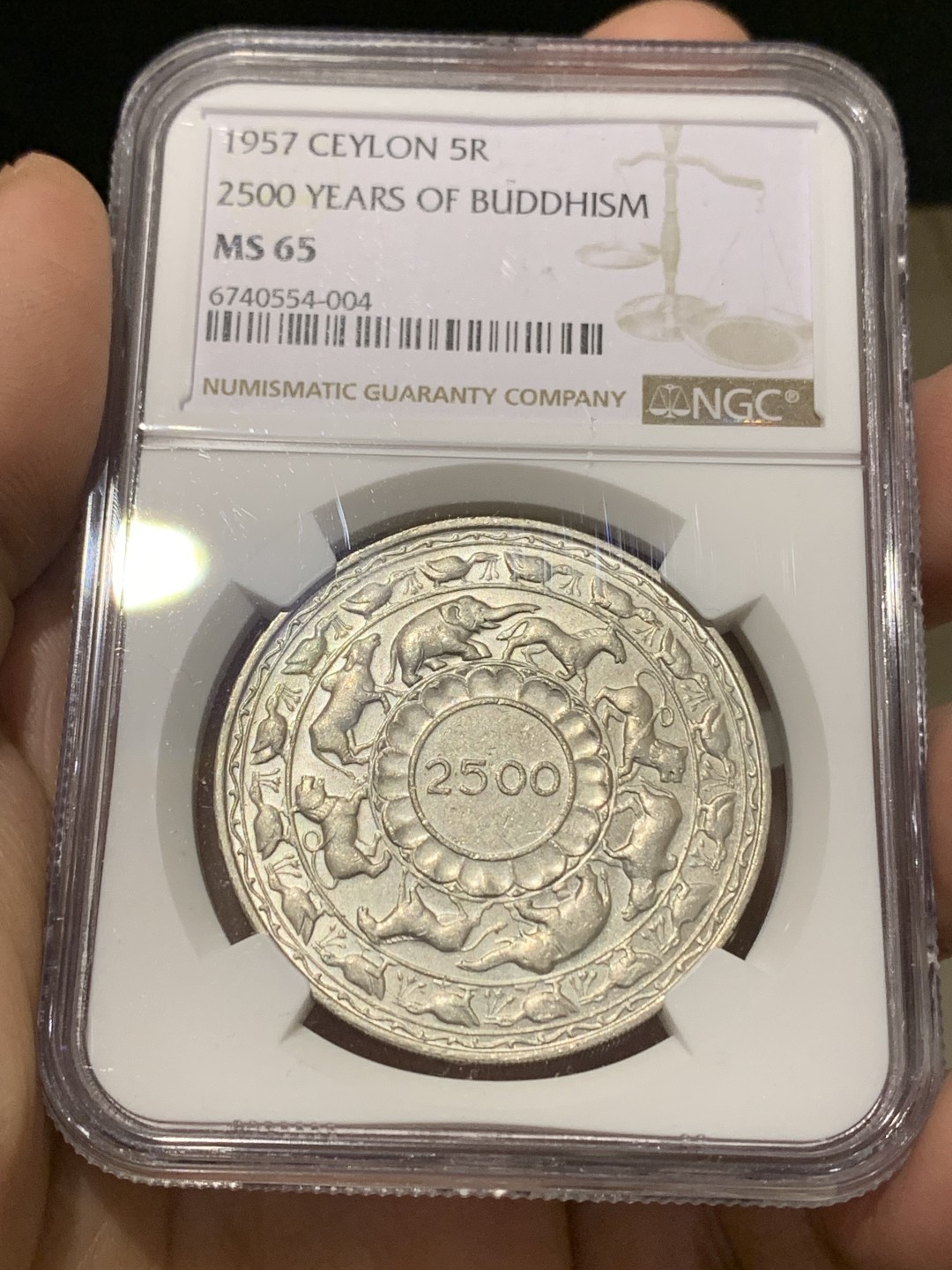 《竞宝斋》第148场-周日，周一 2场 (全场包邮) NGC-MS65 锡兰 1957年 纪念佛教2500周年 5卢比 大银币