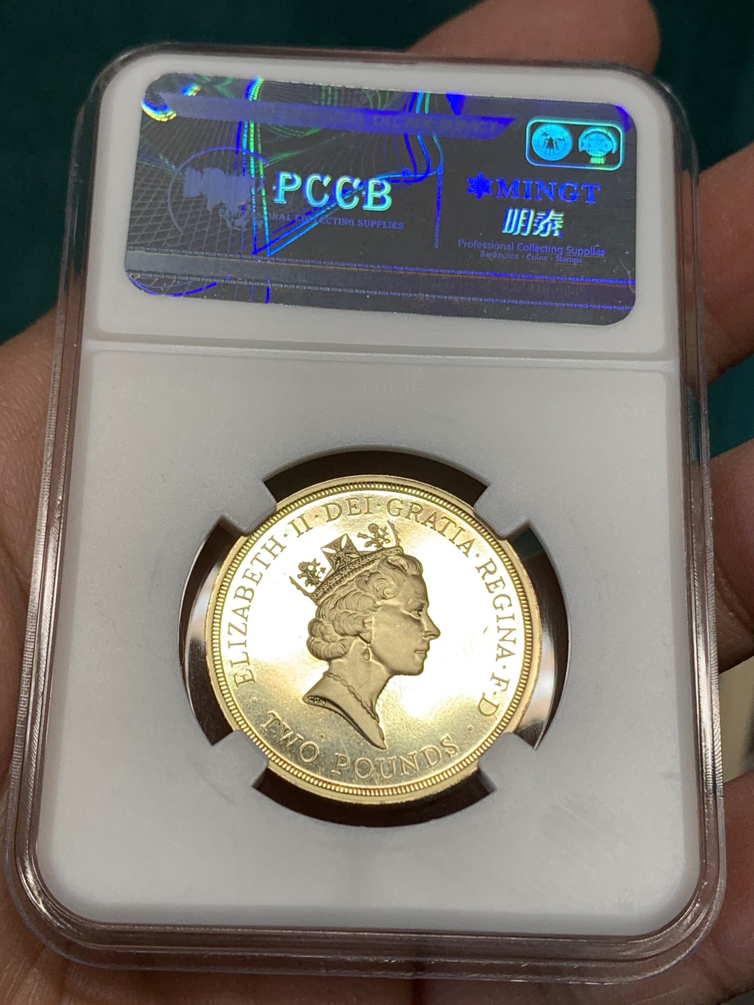 《竞宝斋》第148场-周日，周一 2场 (全场包邮) 英国伊丽莎白硬币，1镑和2镑，BU品质。