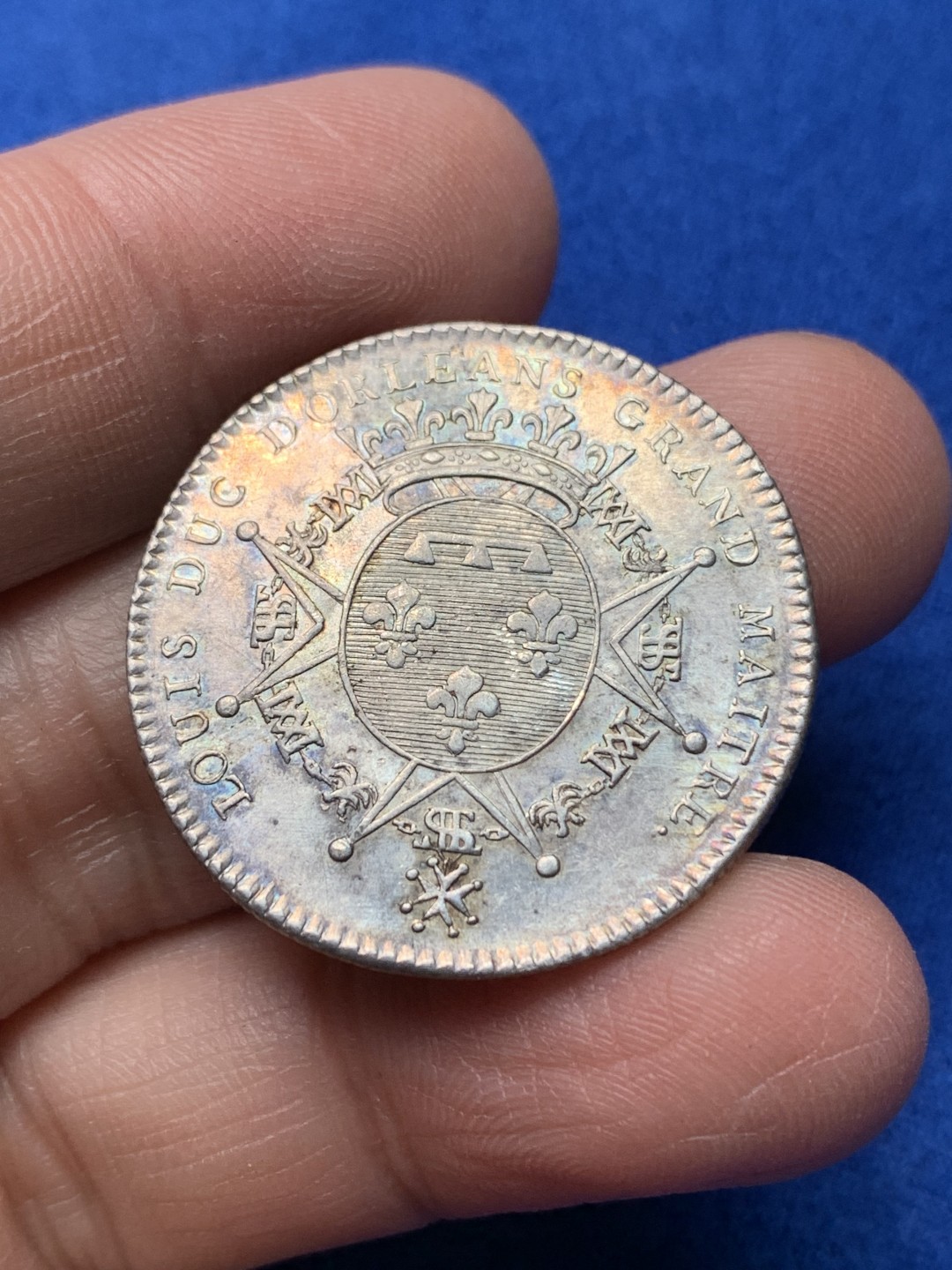 《竞宝斋》第148场-周日，周一 2场 (全场包邮) 法国 1723 路易十五早期 骑士圆形银质代币 JETON  非常少见的品种 30.8mm 10克