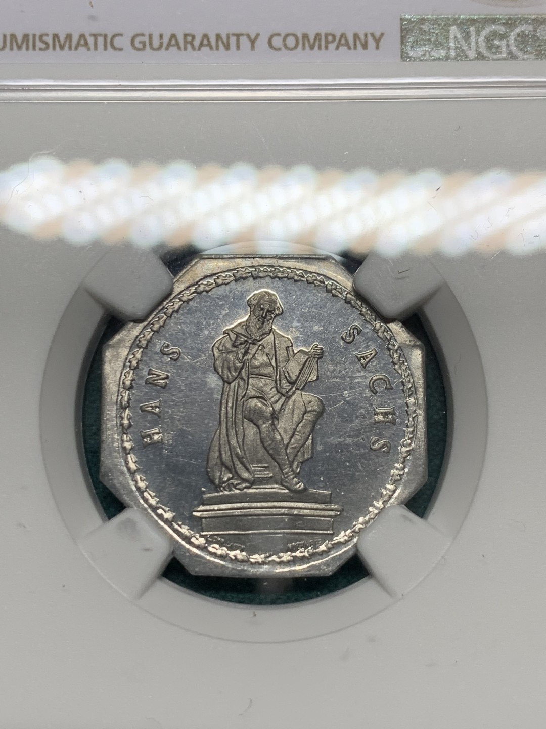 《竞宝斋》第148场-周日，周一 2场 (全场包邮) NGC MS65 德国 纽伦堡 1920年 紧急状态币 20盆尼 人物状态清晰