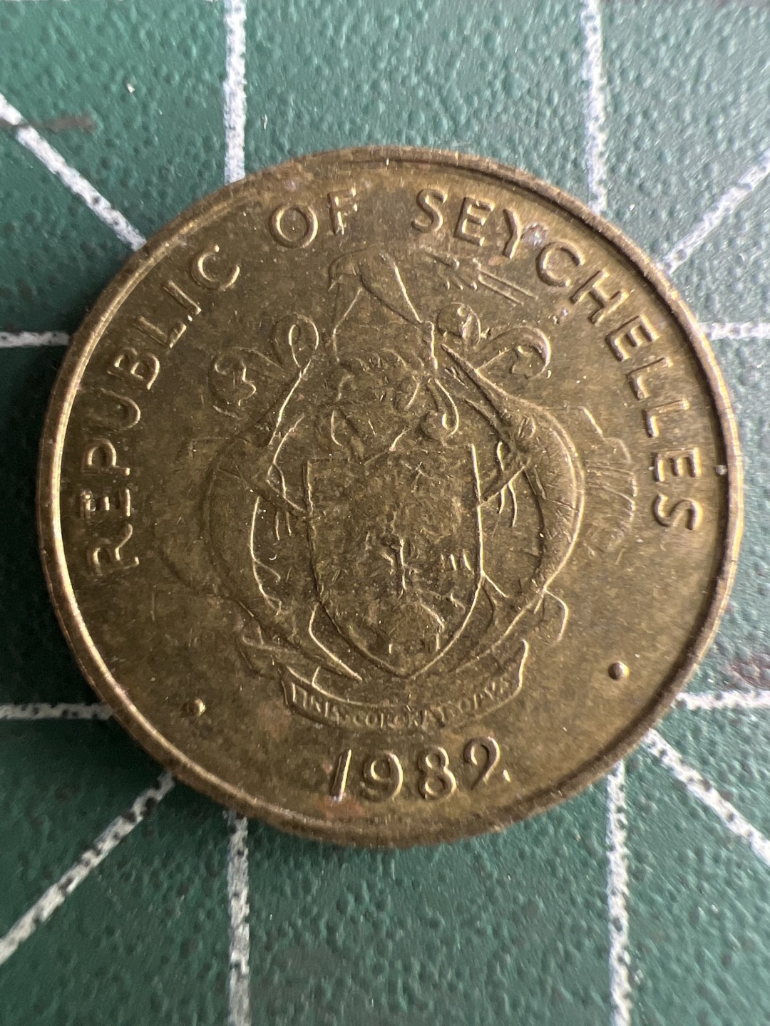 泡泡堂第267期  世界硬币 （无押金，捡漏，全场20包邮，偏远地区除外，接收代拍业务） 这