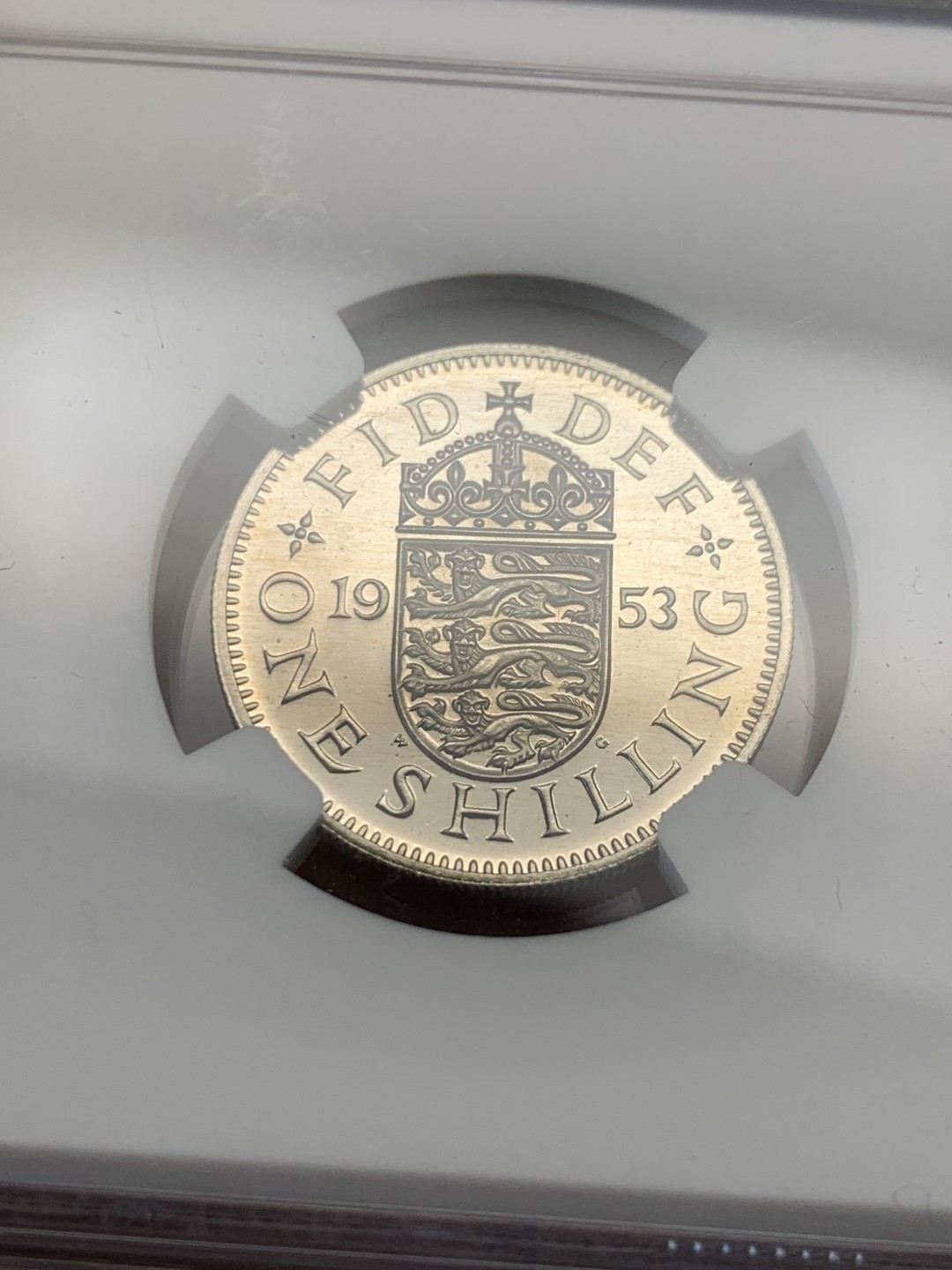 《竞宝斋》第148场-周日，周一 2场 (全场包邮) NGC-PF65UC 1953年英国伊丽莎白二世加冕首年精制1先令,deep cameo难得（ENGLAND)