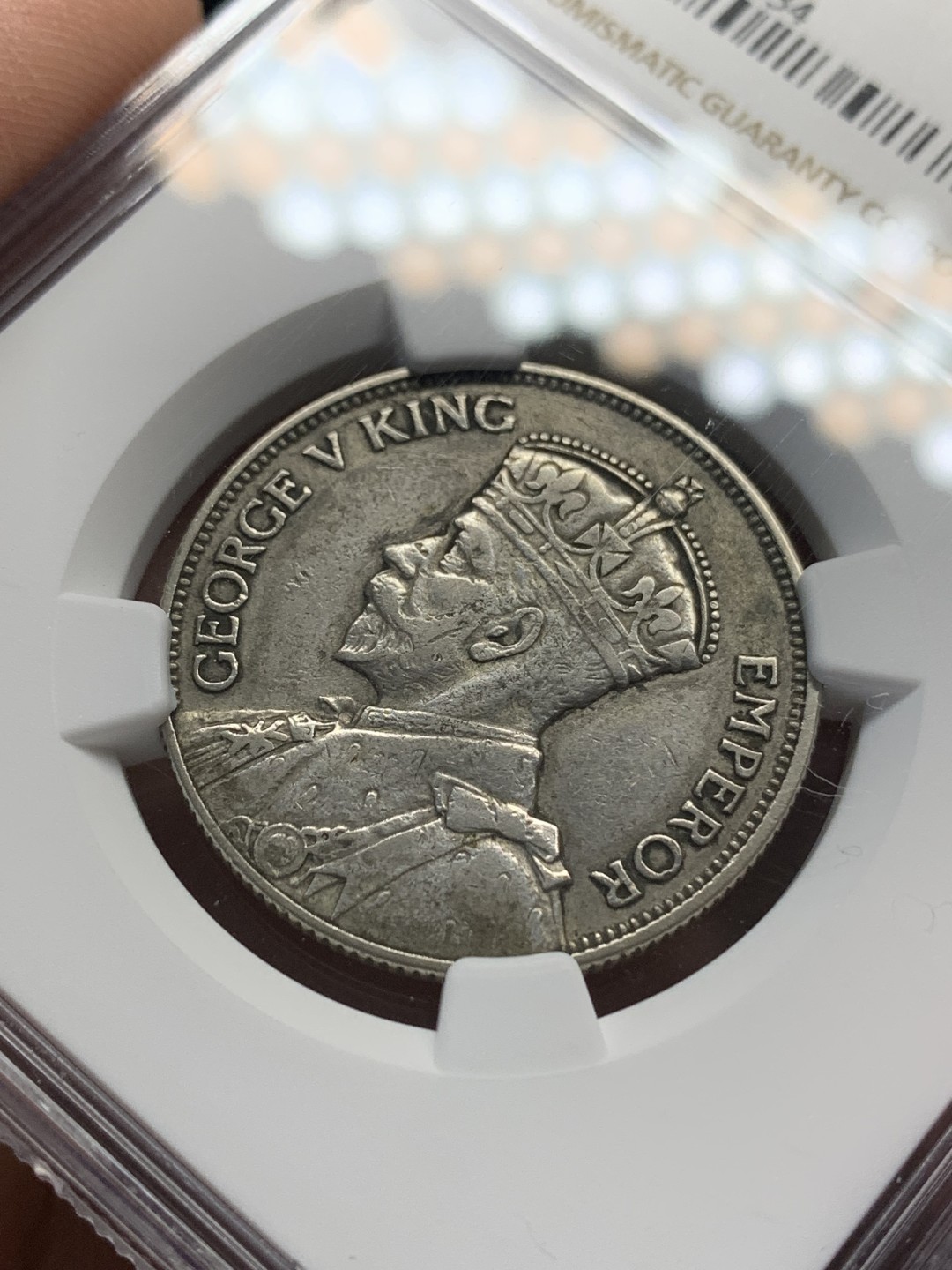 《竞宝斋》第148场-周日，周一 2场 (全场包邮) NGC XF 1934 斐济 乔五 2弗洛林 银币 少