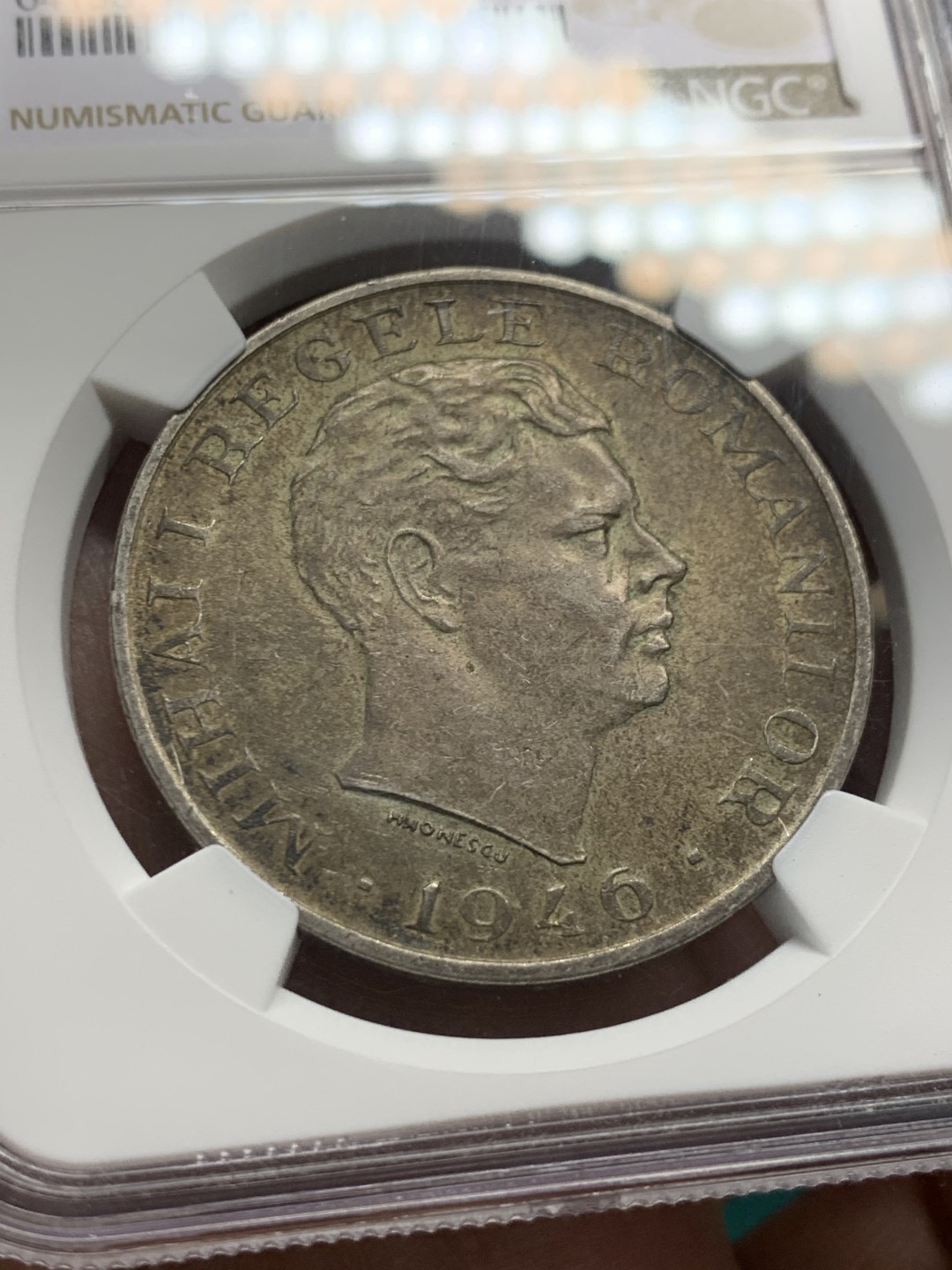 《竞宝斋》第148场-周日，周一 2场 (全场包邮) NGC-AU58 罗马尼亚1946年 100000列伊大银币 五彩包浆 非常漂亮