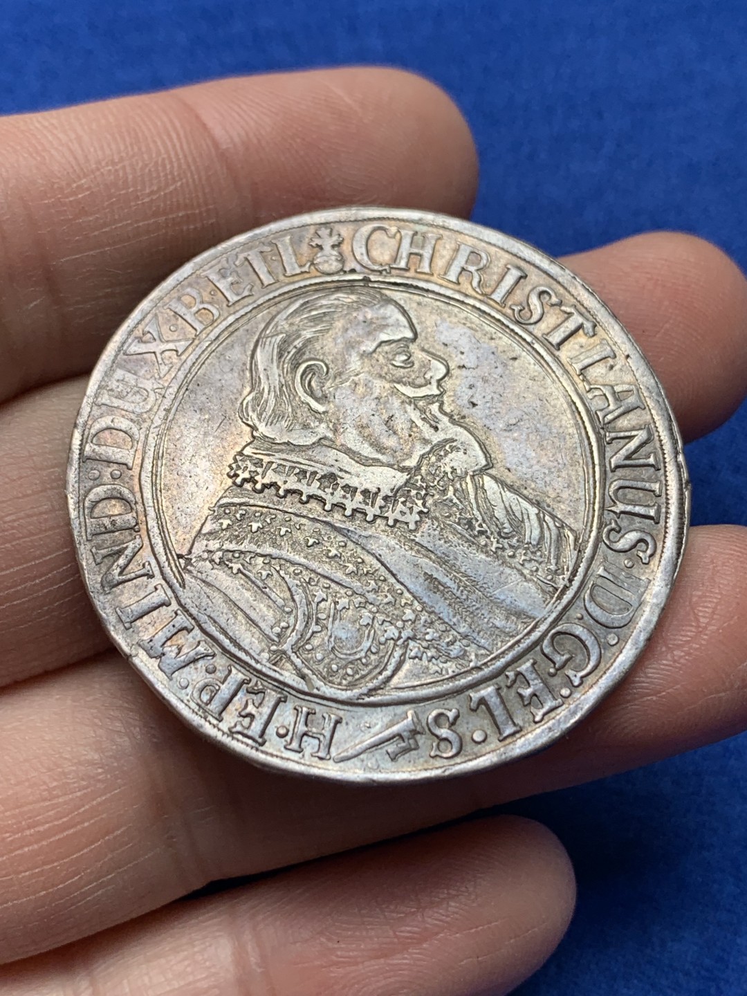 《竞宝斋》第148场-周日，周一 2场 (全场包邮) 1629年 神圣罗马帝国 不伦瑞克-策勒老泰勒银币 打制币少见品种 28.4克