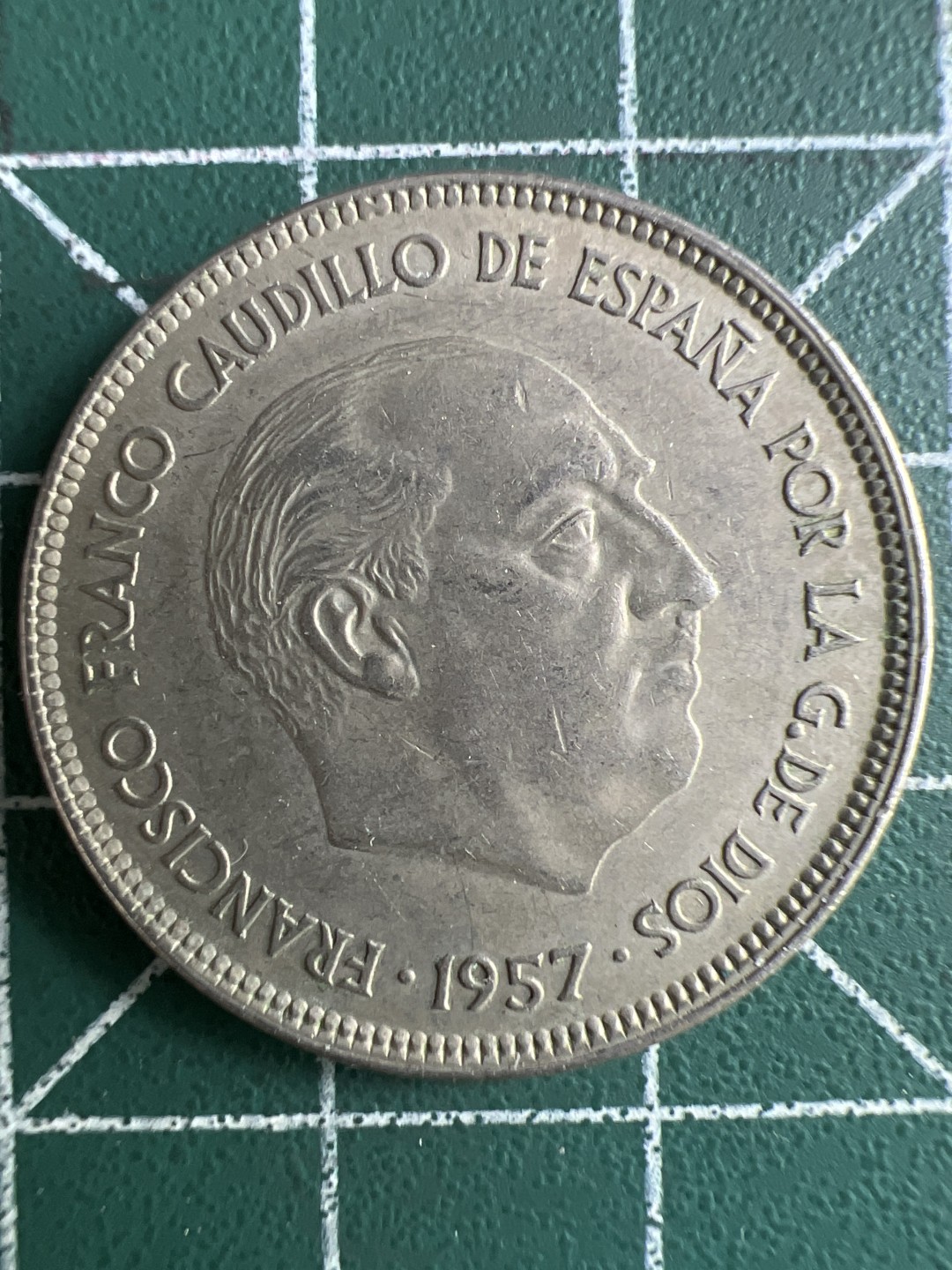 泡泡堂微拍第一 一 一幕硬币捡漏可累计专场👿👿，累计满二十元包邮，接受代拍业务 西班牙25比塞塔