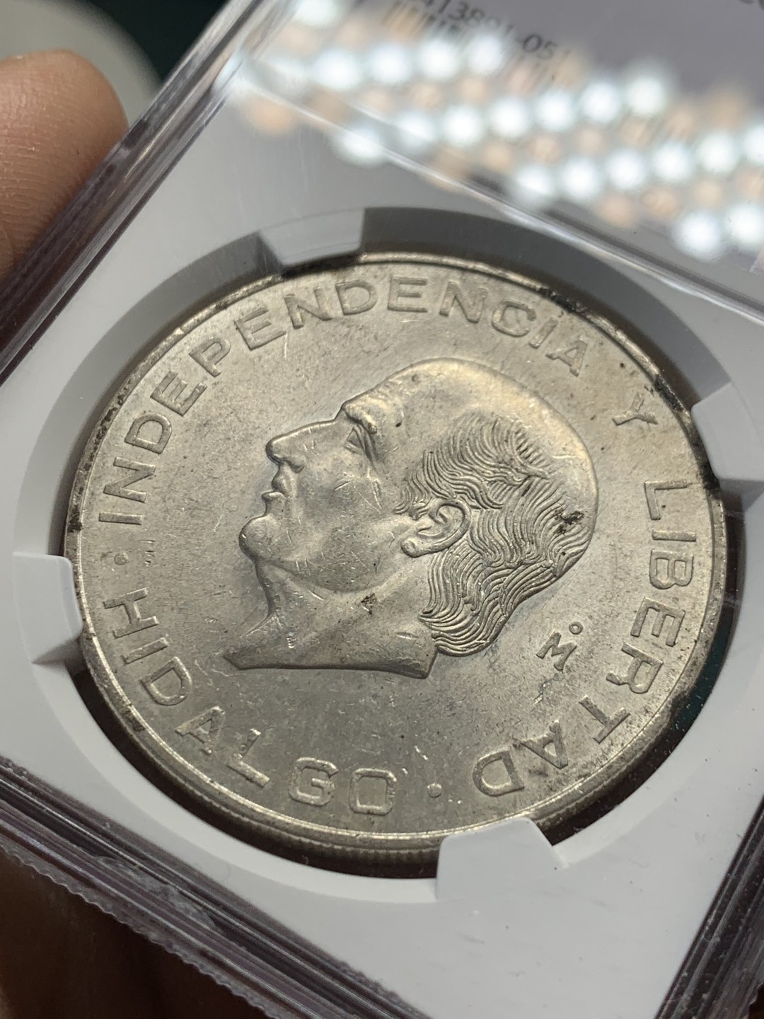 《竞宝斋》第148场-周日，周一 2场 (全场包邮) NGC-MS63 墨西哥1956年 10比索大银币 顶级原光好品 现在墨西哥币都涨的厉害 