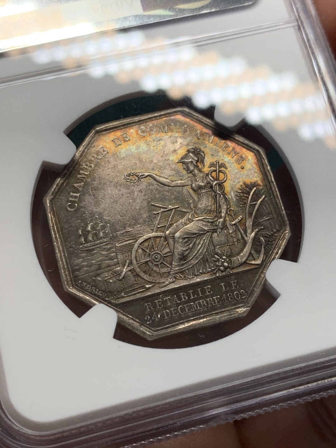 《竞宝斋》第148场-周日，周一 2场 (全场包邮) NGC MS61 法国 菲利普像 1802 亚眠商会 银质八角代币 背面少见品种