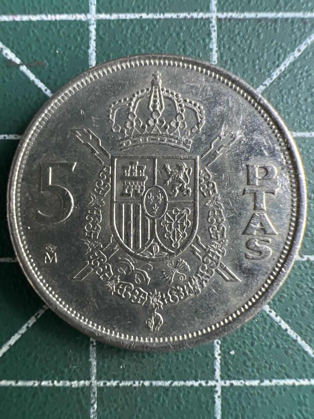 泡泡堂第311期  世界硬币 （无押金，捡漏，全场20包邮，偏远地区除外，接收代拍业务） 西班牙5比塞塔