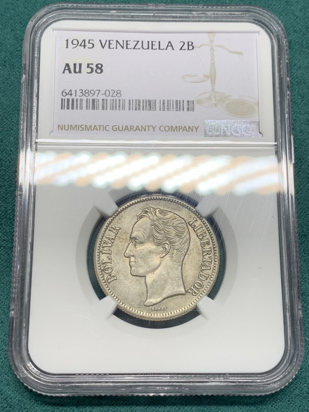 《竞宝斋》第148场-周日，周一 2场 (全场包邮) NGC-AU58 委内瑞拉1945年 2玻利瓦尔银币 这个面值好品更加少见