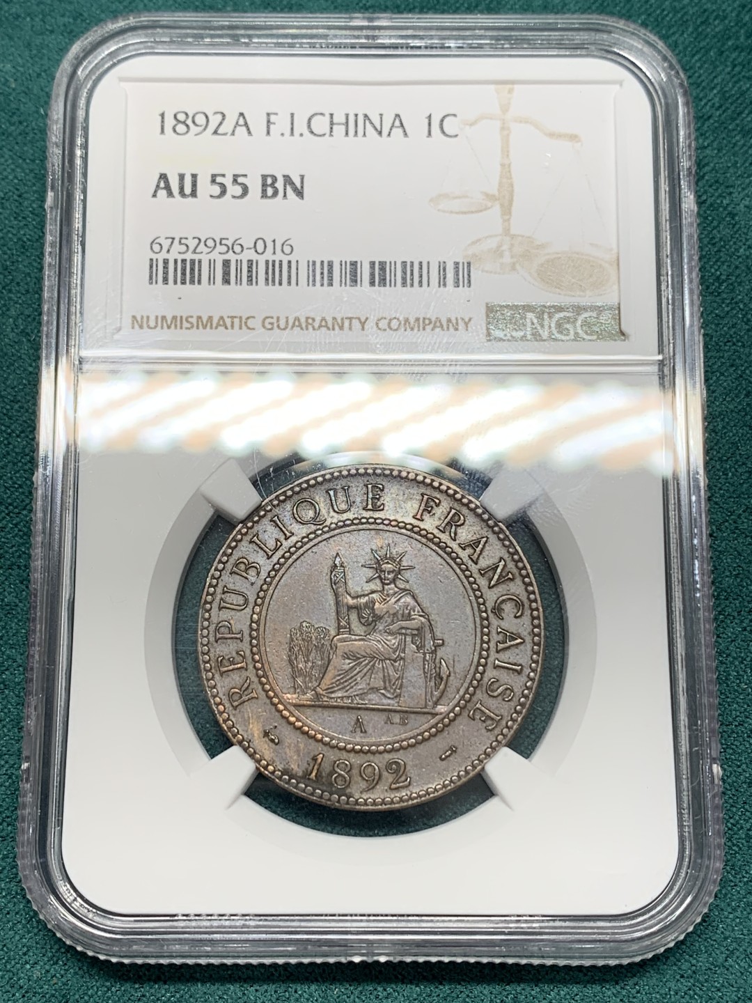 《竞宝斋》第148场-周日，周一 2场 (全场包邮) NGC AU55 法属印支 1892 百分之一 铜币 坐人脸部可见 不错