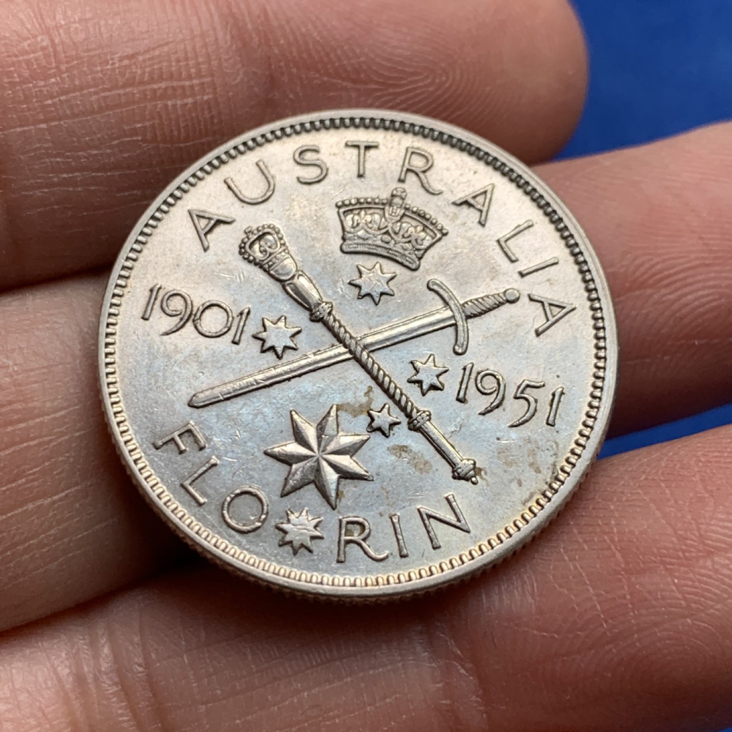 《竞宝斋》第148场-周日，周一 2场 (全场包邮) 2枚一起 澳大利亚1951年1弗洛林银币和1937年1克朗大银币 状态好