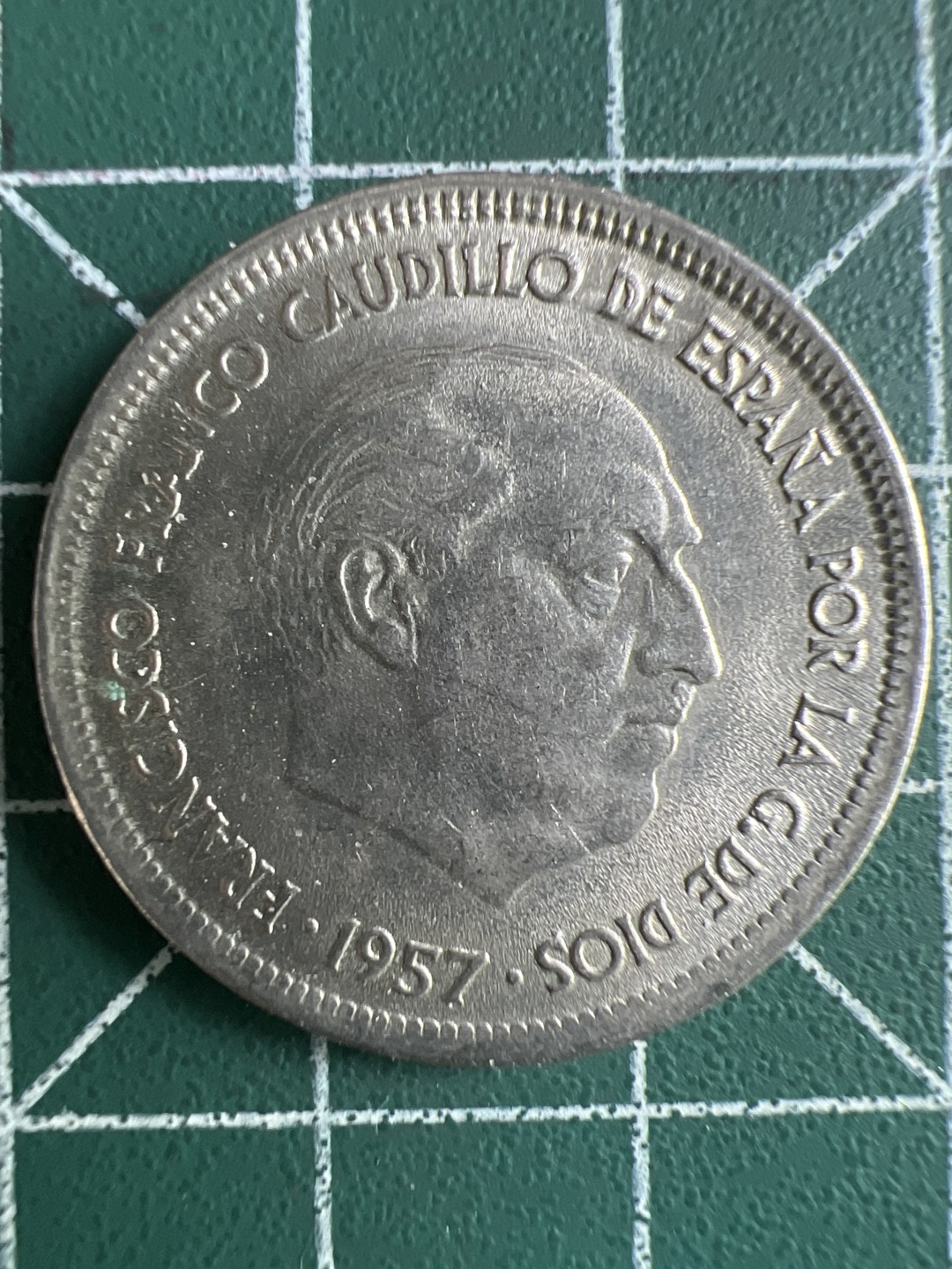 泡泡堂微拍第一 一〇幕硬币捡漏可累计专场👿👿，累计满二十元包邮，接受代拍业务 西班牙25比塞塔