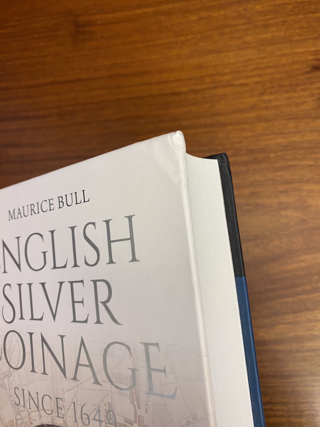 万国钱币拍卖第005期 斯宾克第七版ESC目录，英国玩家必备，全新品相，书角微瑕（书籍较重请注意运费到付）