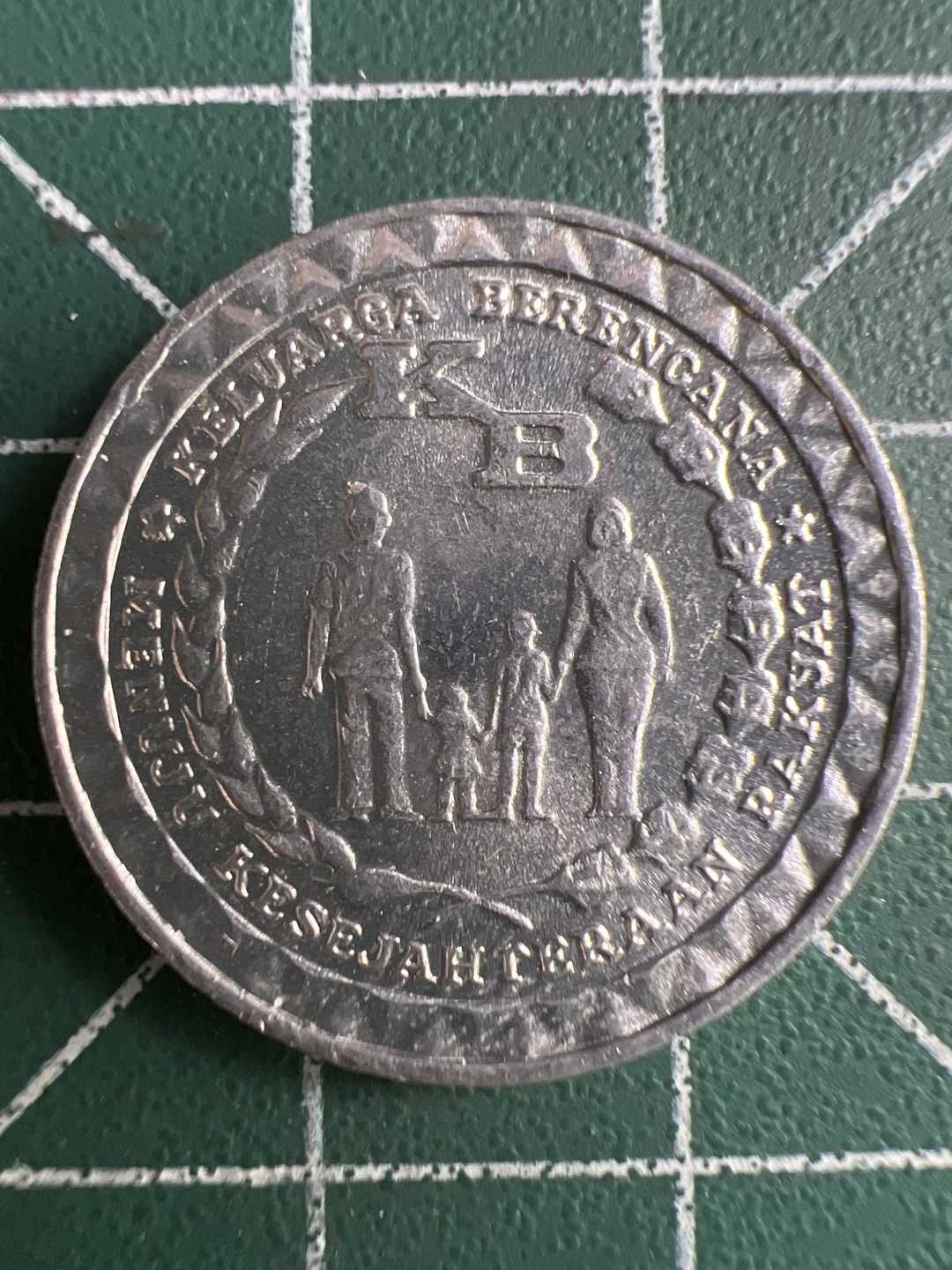 泡泡堂微拍第一 一 一幕硬币捡漏可累计专场👿👿，累计满二十元包邮，接受代拍业务 印尼五分