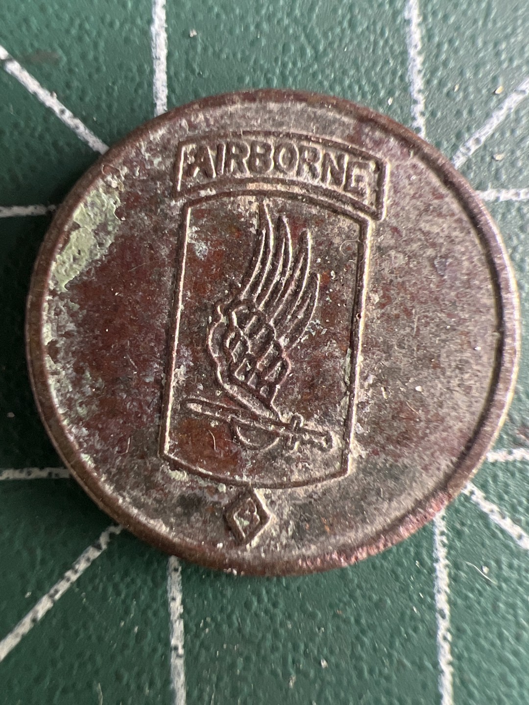 泡泡堂微拍第130幕硬币捡漏可累计专场👿👿，累计满二十元包邮，接受代拍业务 越战军币