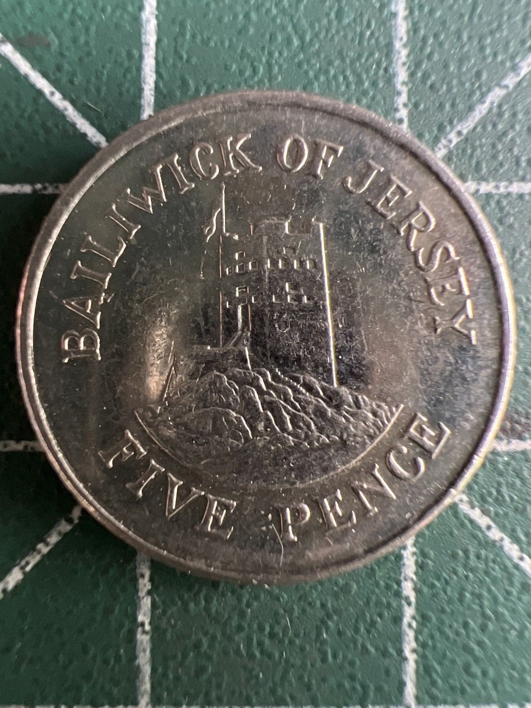 泡泡堂微拍第一 一 一幕硬币捡漏可累计专场👿👿，累计满二十元包邮，接受代拍业务 泽西岛5便士