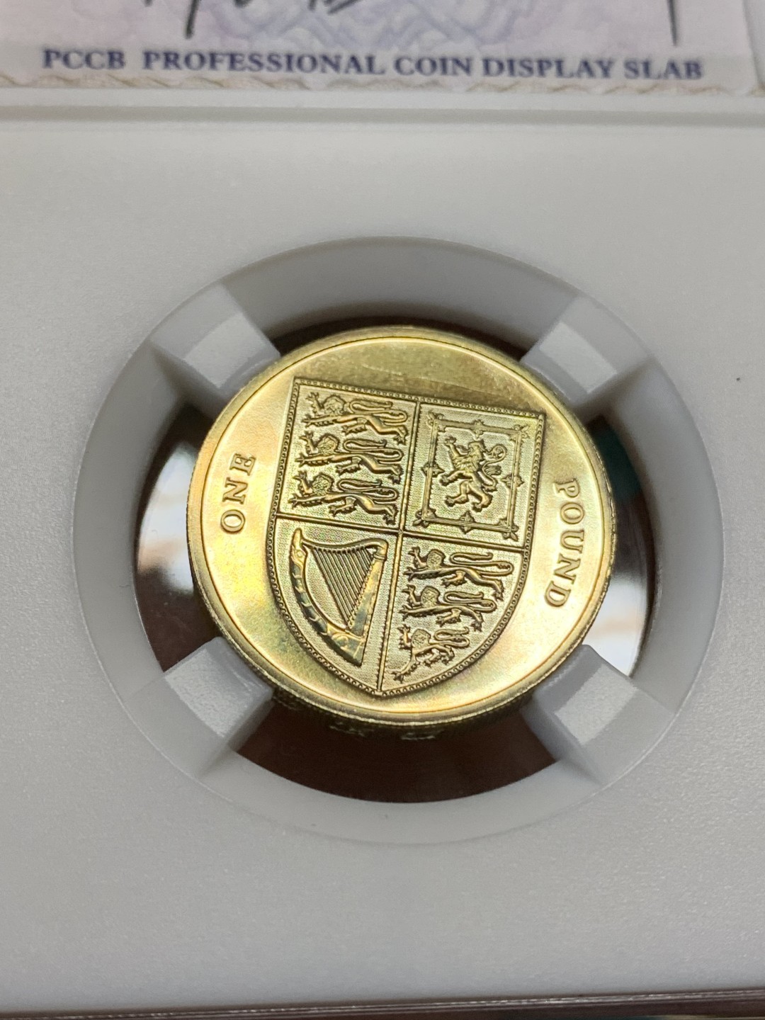 《竞宝斋》第148场-周日，周一 2场 (全场包邮) 英国伊丽莎白硬币，1镑和2镑，BU品质。