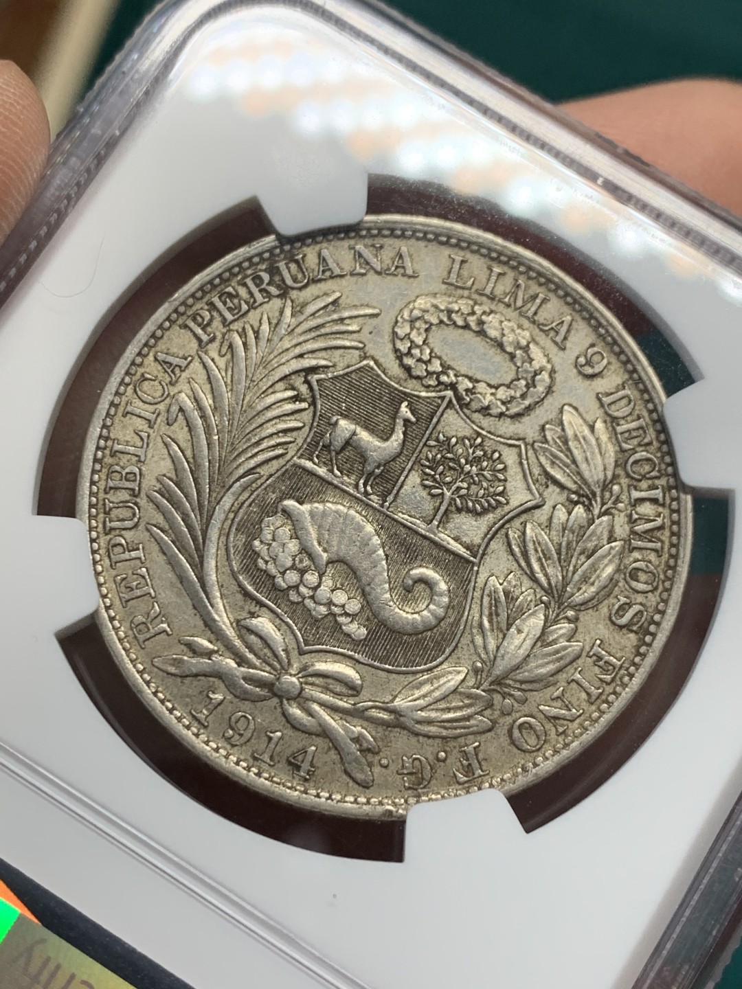 《竞宝斋》第148场-周日，周一 2场 (全场包邮) NGC AU55 秘鲁 1914年 1索尔银币 坐女神前期高银版