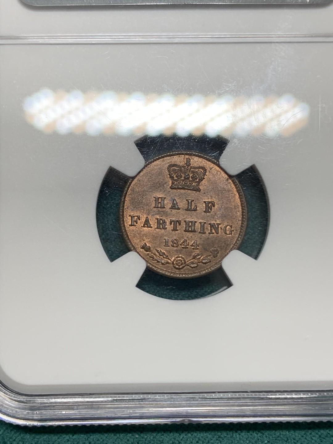 《竞宝斋》第148场-周日，周一 2场 (全场包邮) NGC-MS64RB 英国 1844年 小维1/2法新铜币 铜色完好 底光充沛