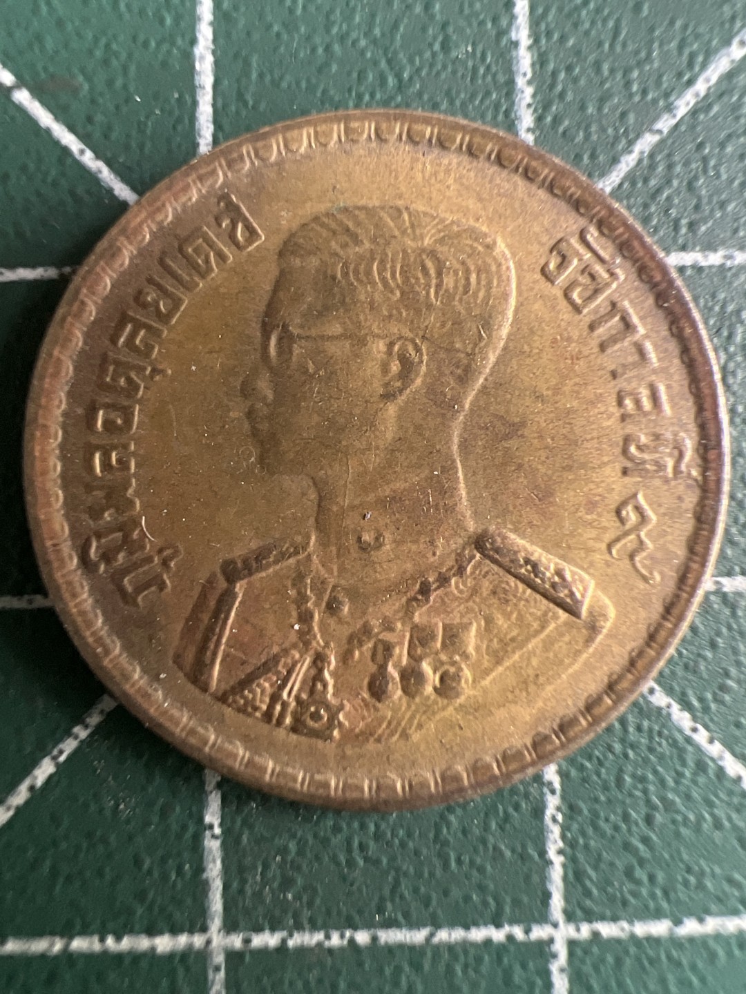 泡泡堂微拍第一 一〇幕硬币捡漏可累计专场👿👿，累计满二十元包邮，接受代拍业务 泰国小铜币