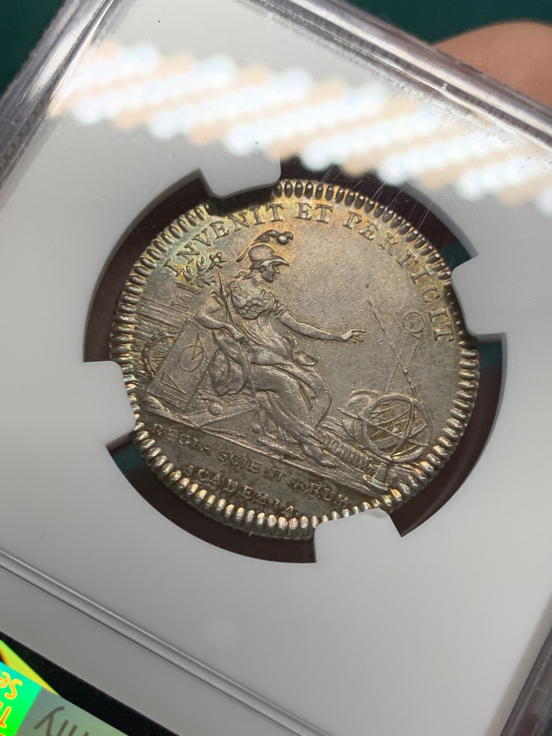 《竞宝斋》第148场-周日，周一 2场 (全场包邮) NGC-MS62 法国十八世纪 路易十五 皇家科学院 JETON 银质 顶级品相 五彩包浆