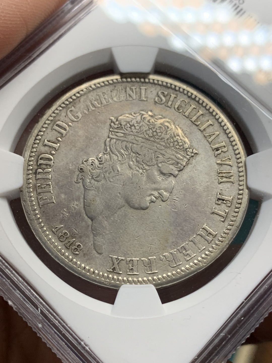 《竞宝斋》第148场-周日，周一 2场 (全场包邮) NGC XF 意大利/波旁-两西西里王朝，1818年120G大银币 费迪南多一世 小头版，状态不错，带减重痕