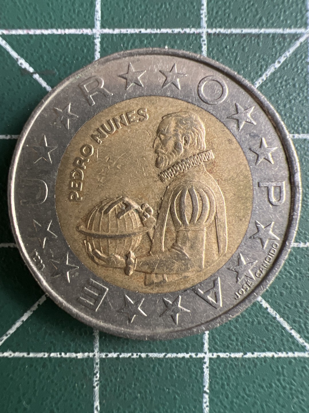 泡泡堂微拍第一 一 一幕硬币捡漏可累计专场👿👿，累计满二十元包邮，接受代拍业务 葡萄牙100埃斯库多 双色币